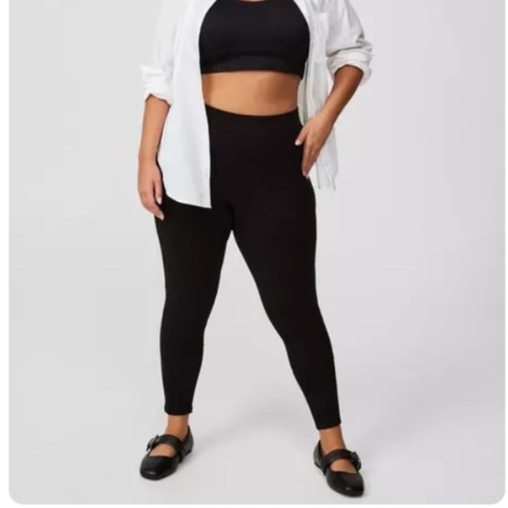 TORRID QTY 2 NWOT Deep Black Full-Length Pocket Leggings 0X